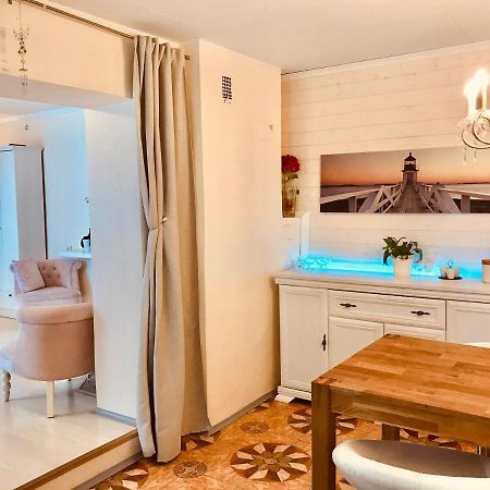 Cozy City Studio Apartment Free Parking Tallinn Extérieur photo