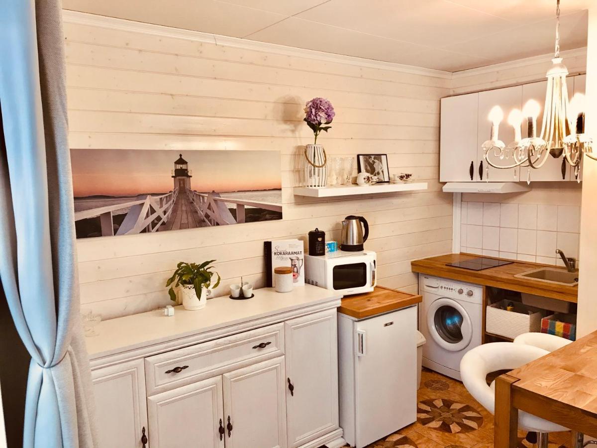 Cozy City Studio Apartment Free Parking Tallinn Extérieur photo