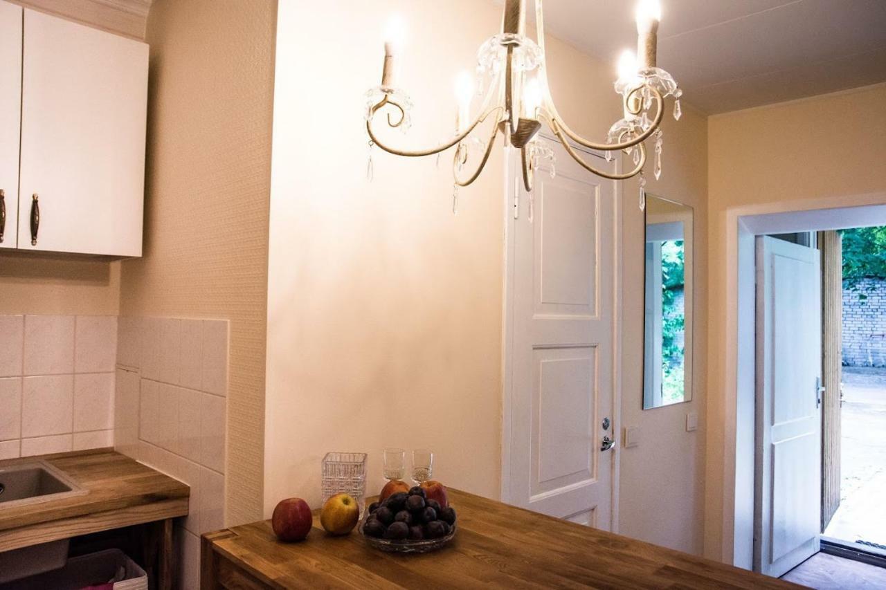 Cozy City Studio Apartment Free Parking Tallinn Extérieur photo